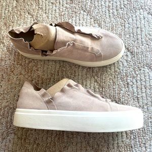 Sole society suede slip on